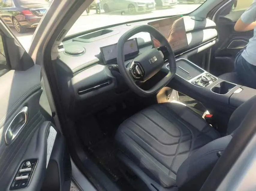 Geely Galaxy 2026 Starship 7 EM-i 1.5 135km Starship Edition Automatic Gear 3