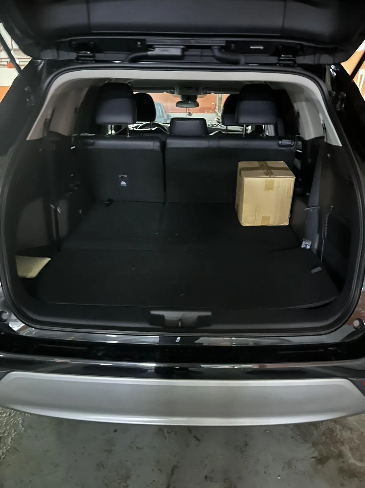 Toyota 2026 Highlander Dual Engine 2.5 Stepless Intelligent Electric Hybrid Two-Drive Elite Edition 7-seat Automatic Transmission 7