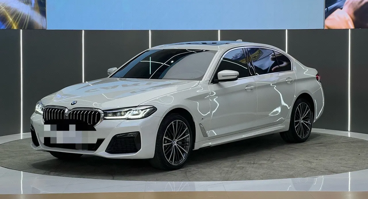 Open image lightbox: BMW 5 Series 2023 530Li 2.0T Leading M Sports Suit Automatic Gear