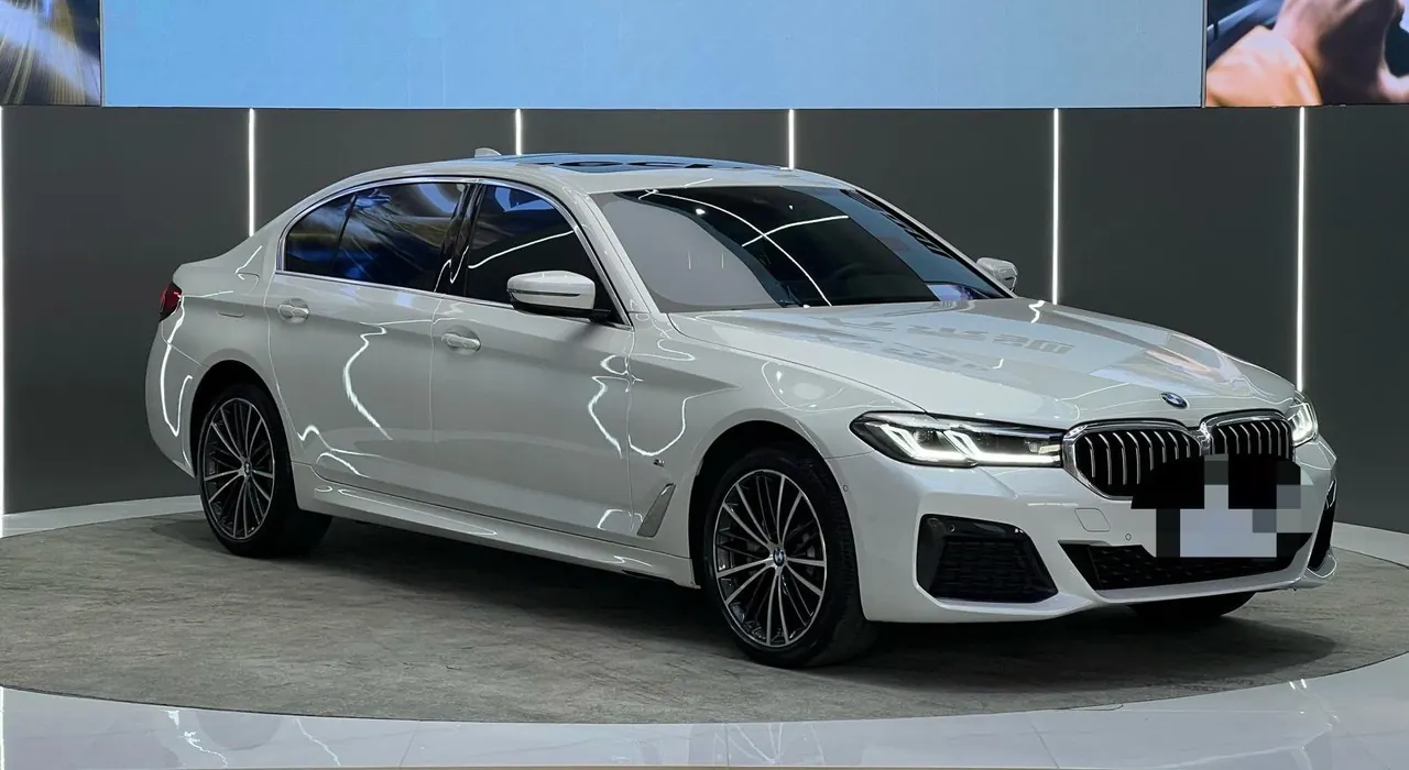 BMW 5 Series 2023 530Li 2.0T Leading M Sports Suit Automatic Gear 3