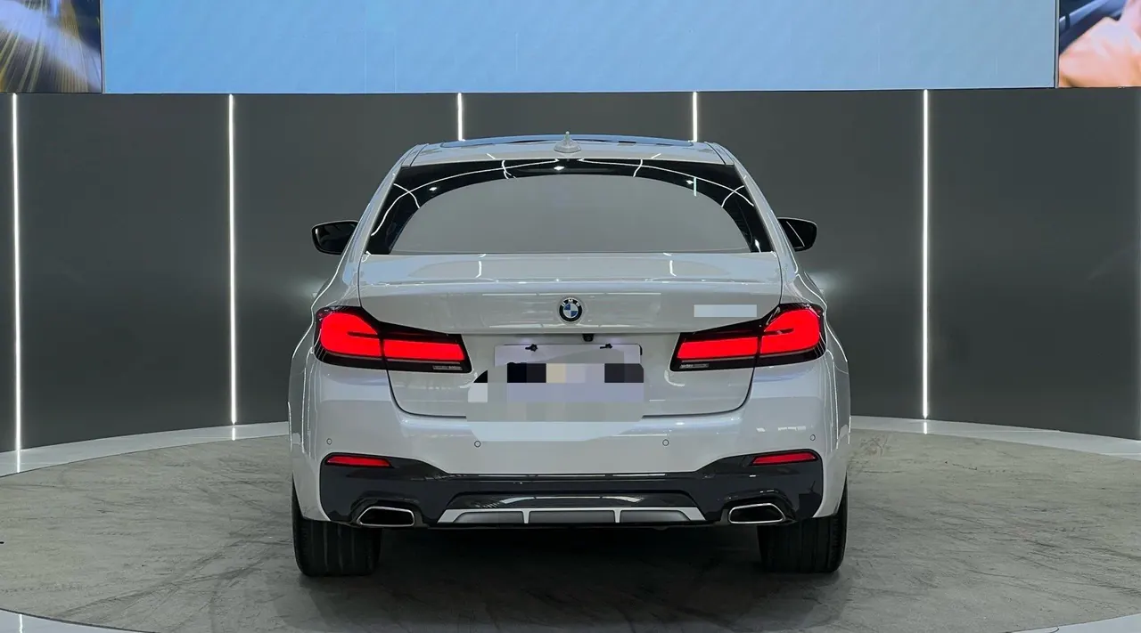 BMW 5 Series 2023 530Li 2.0T Leading M Sports Suit Automatic Gear 8