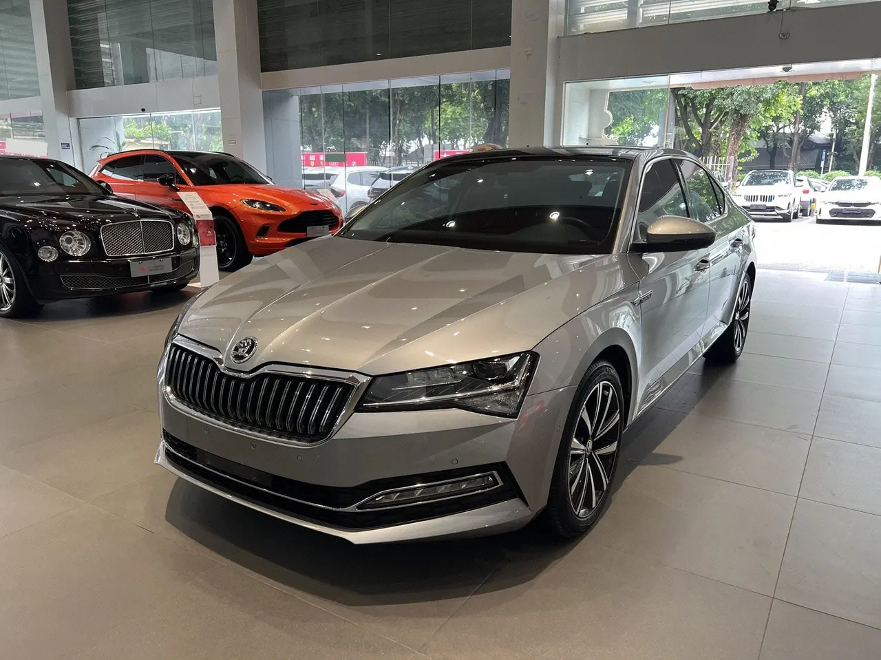 Skoda 2023 Express 1.4TSI TSI280 Premium Edition (Modified) Automatic Gear - View 1