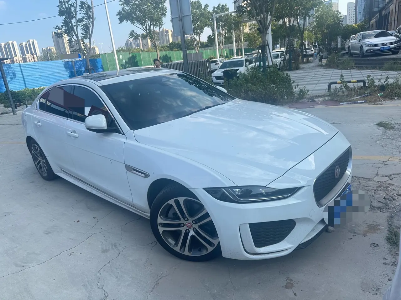 Jaguar 2023 XEL 2.0T 250PS R-DYNAMIC S Enterprising Sports Edition Automatic Gear 3