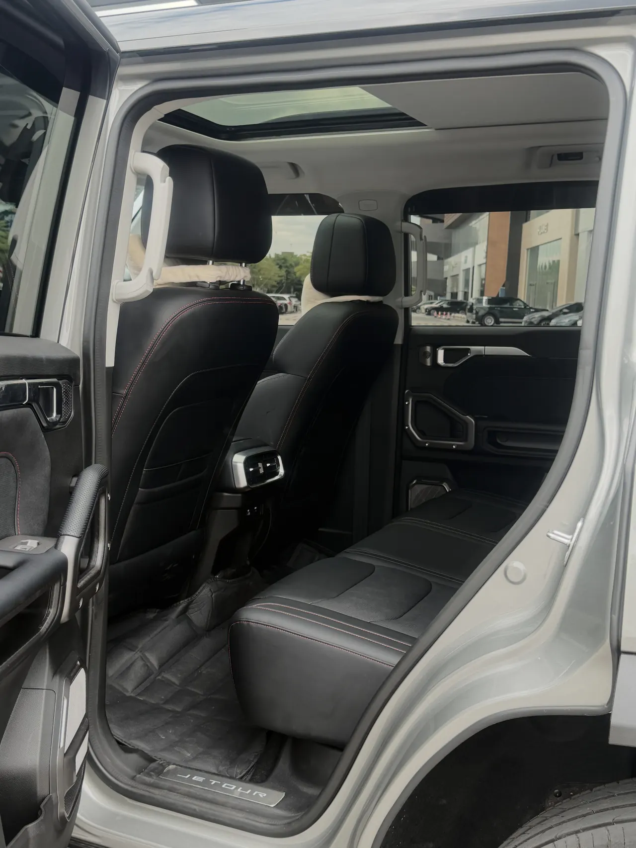 Jetour 2026 Traveler 2.0TD XWD Conquer Automatic 3