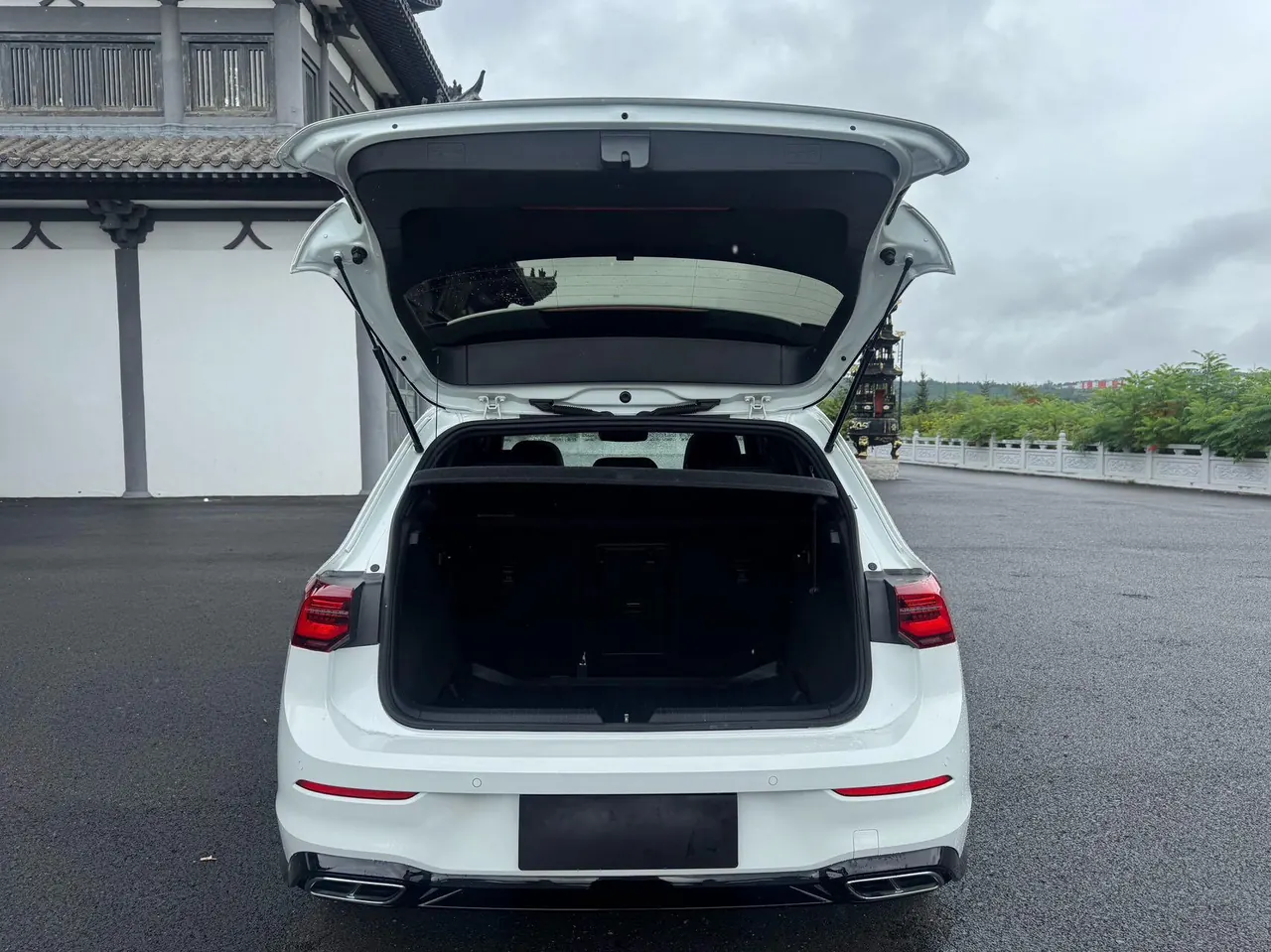 Volkswagen 2023 Golf 8 R-Line 1.4TSI 280TSI Lite (Modified) Automatic Gear 17