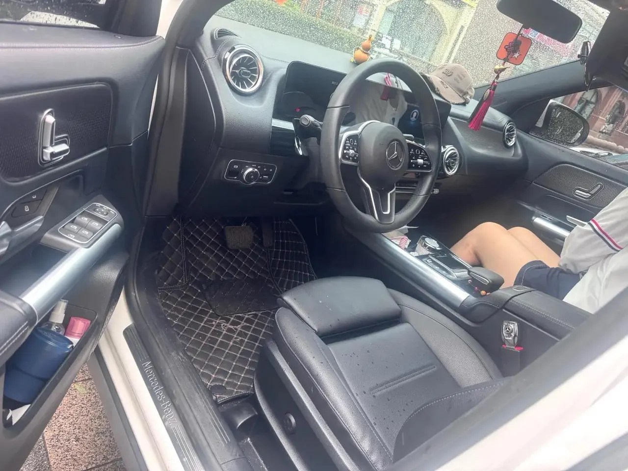 Mercedes Benz 2020 GLA 200 1.3T automatic gear 2