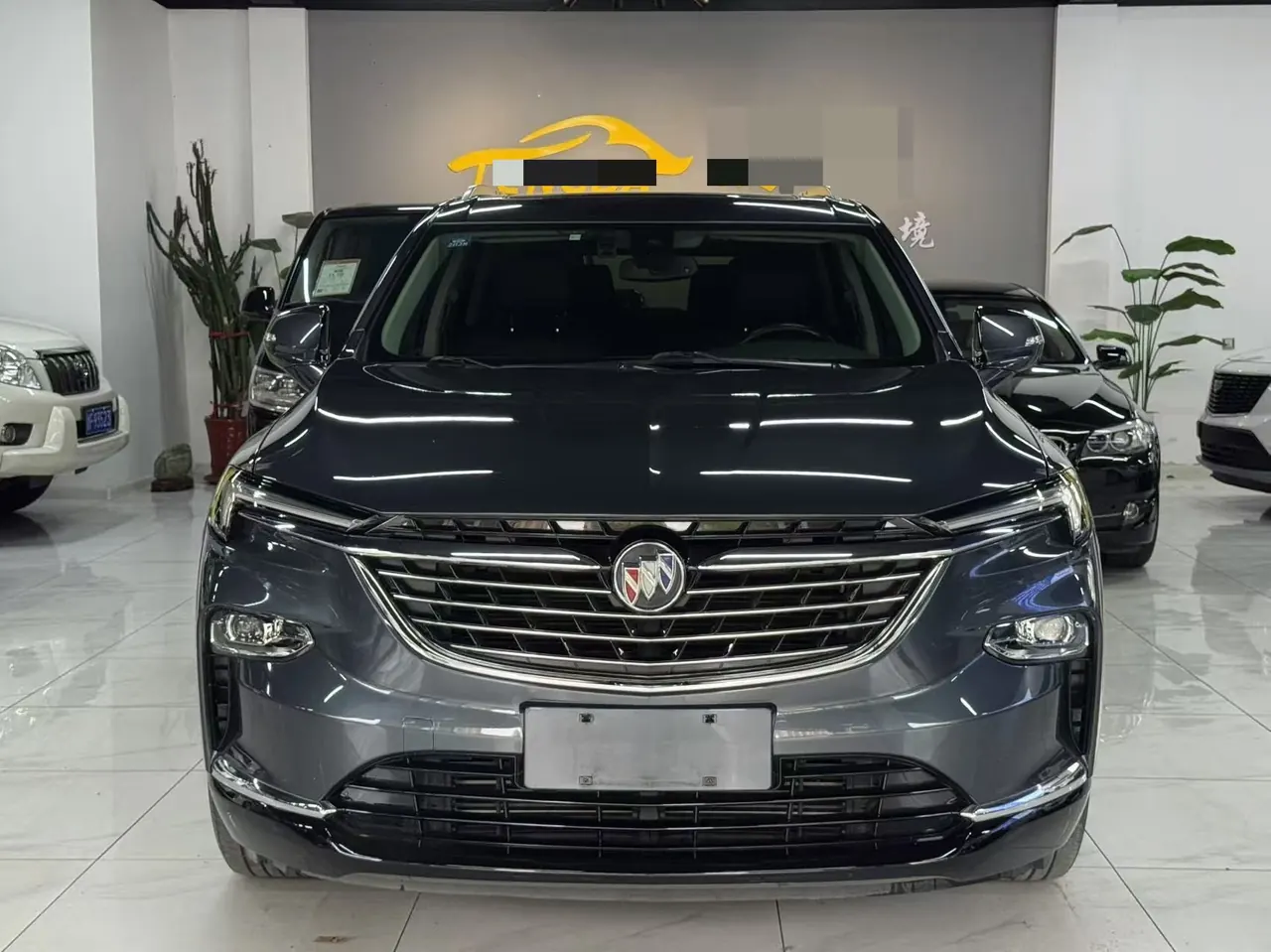 Buick 2020 Angke Flag 2.0T 28T Two-Drive Honorable Automatic Gear 2
