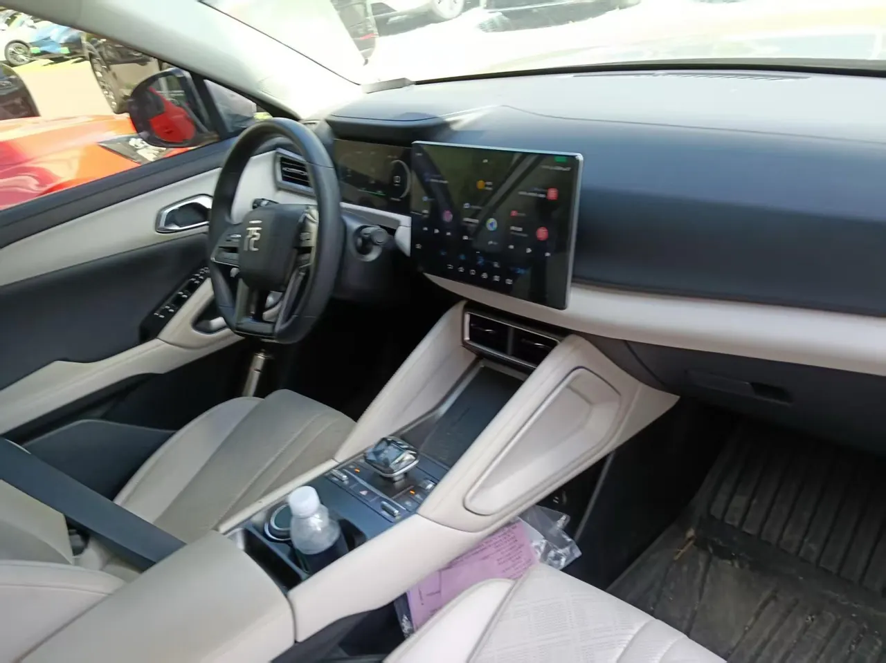 BYD 2024 Yuan UP 401KM Leading Automatic Gear 2