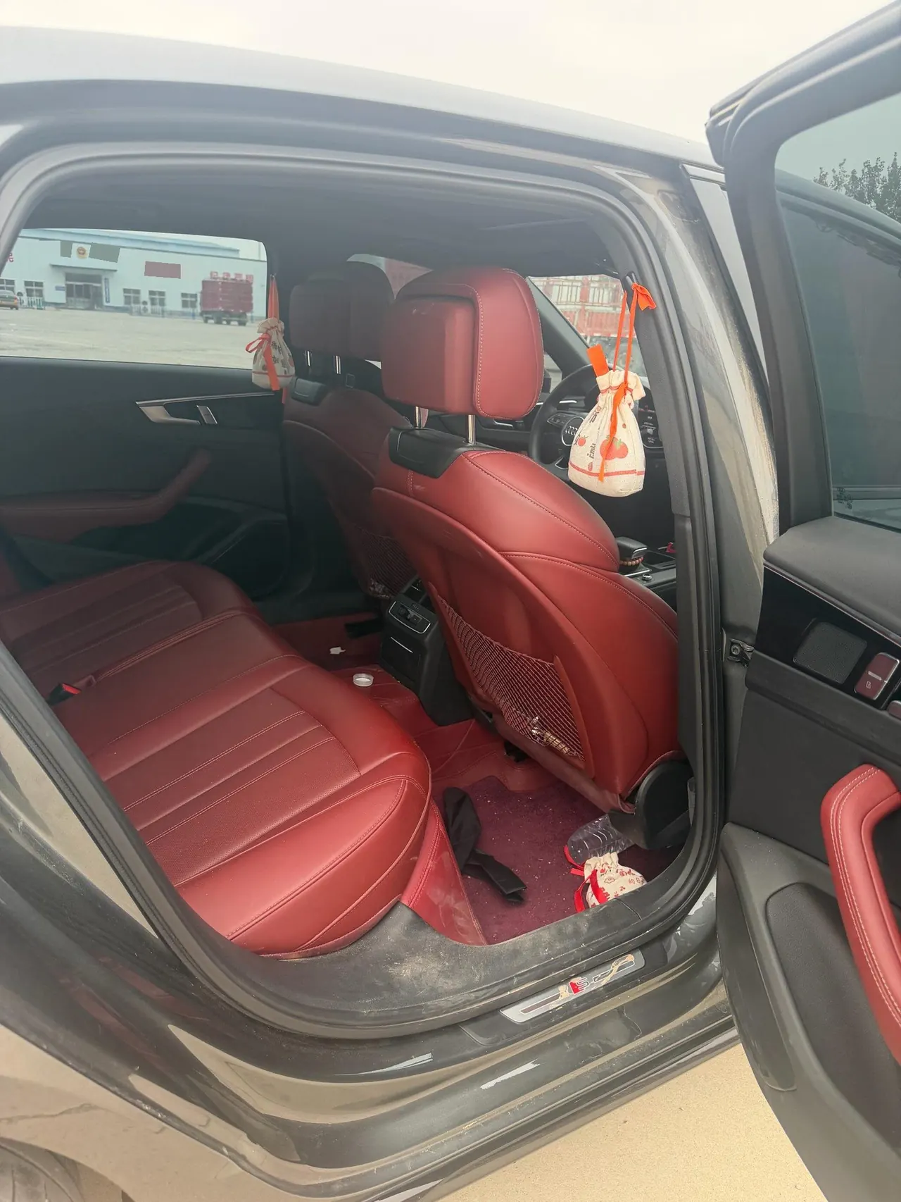 Audi 2024 A4L 2.0TFSI 40TFSI Deluxe Dynamic Automatic 6