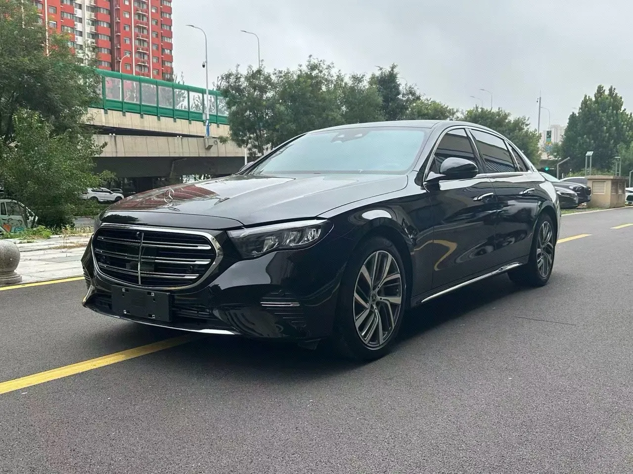 Open image lightbox: Mercedes Benz E Class 2024 E 300 L 48V 2.0T Fashion Automatic Gear