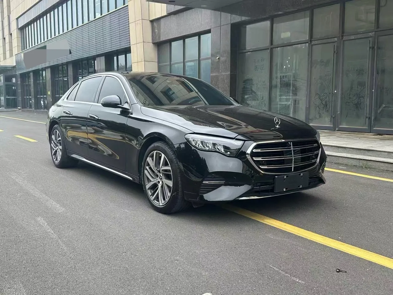 Mercedes Benz E Class 2024 E 300 L 48V 2.0T Fashion Automatic Gear 3
