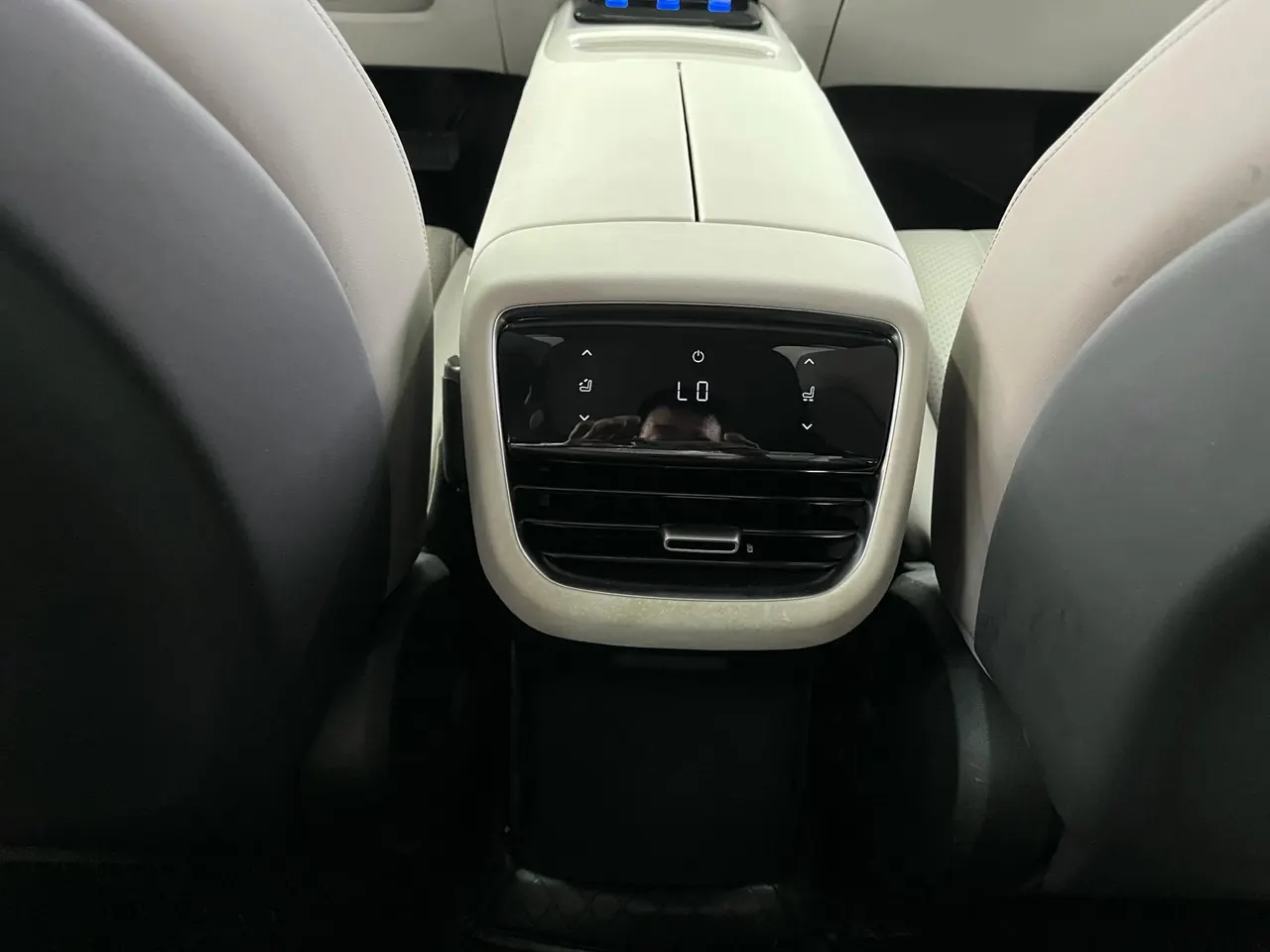 ChangAn Deepal 2024 L 07 230Max Dry Kun Zhijia ADS SE Range-extended Automatic Gear 14