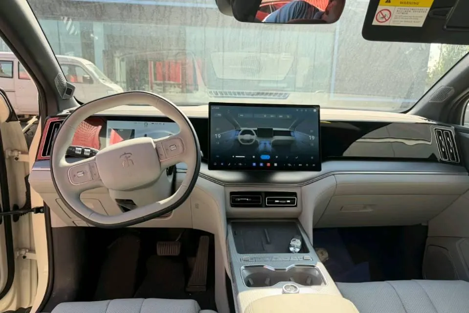 BYD 2026 Song Ultra EV 710KM Excellent Automatic Transmission 2