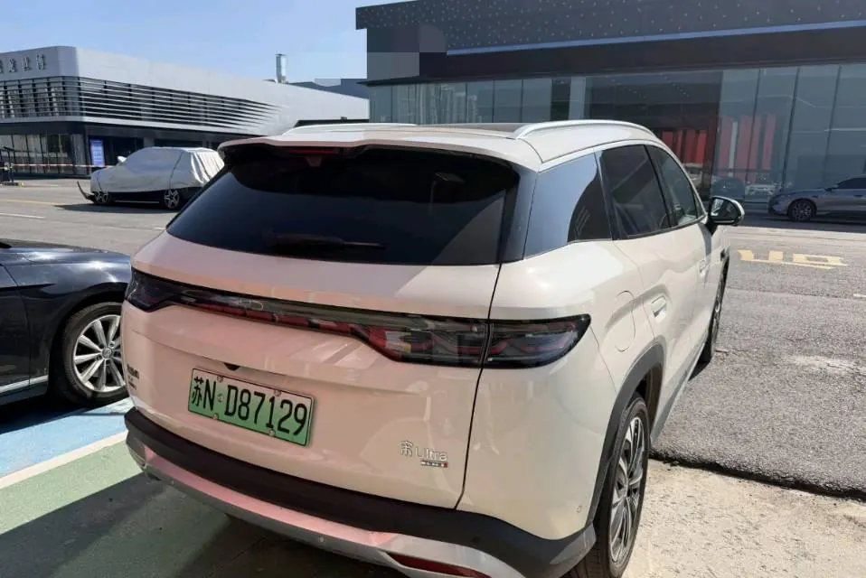 BYD 2026 Song Ultra EV 710KM Excellent Automatic Transmission 5