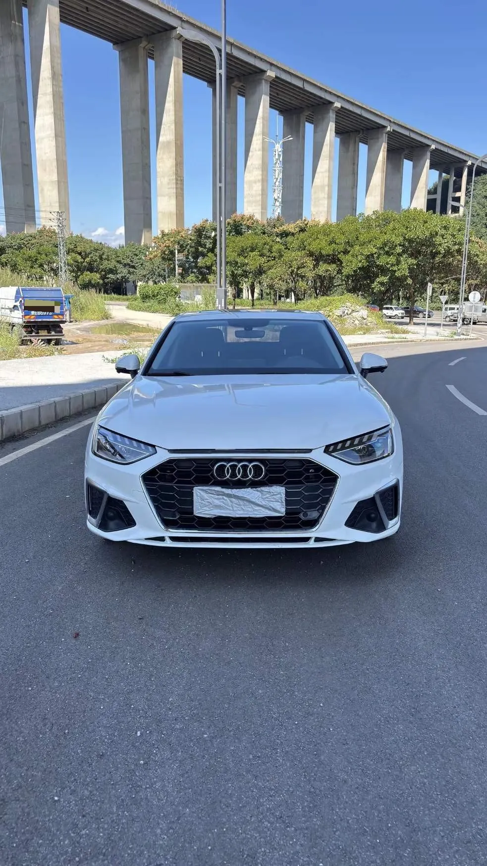Audi 2020 A4L 2.0TFSI 40TFSI Deluxe Dynamic Automatic 2