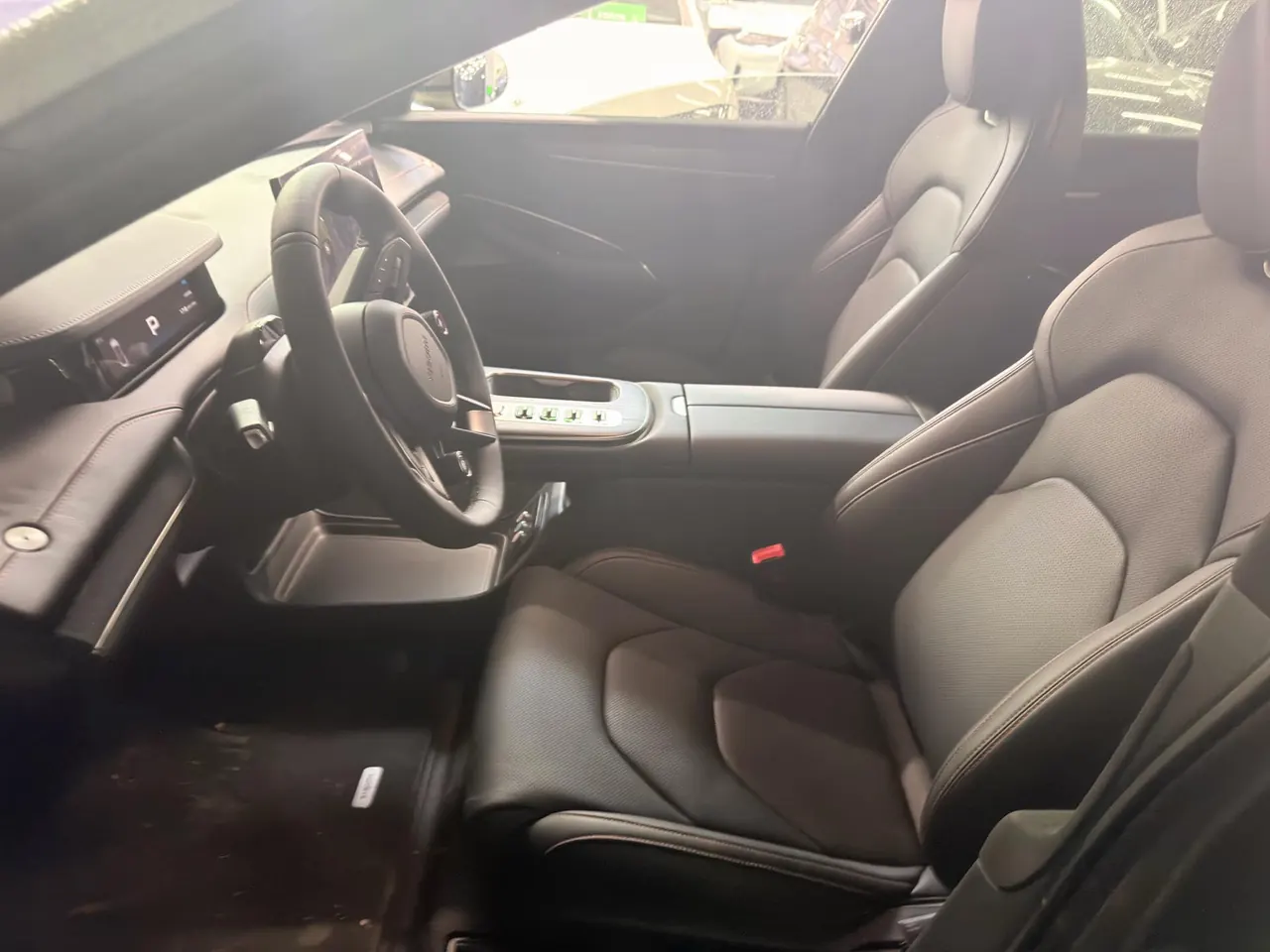 MI 2024 SU 7 800km 4-wheel drive ultra-long endurance high-end smart driving Max version automatic gear 6