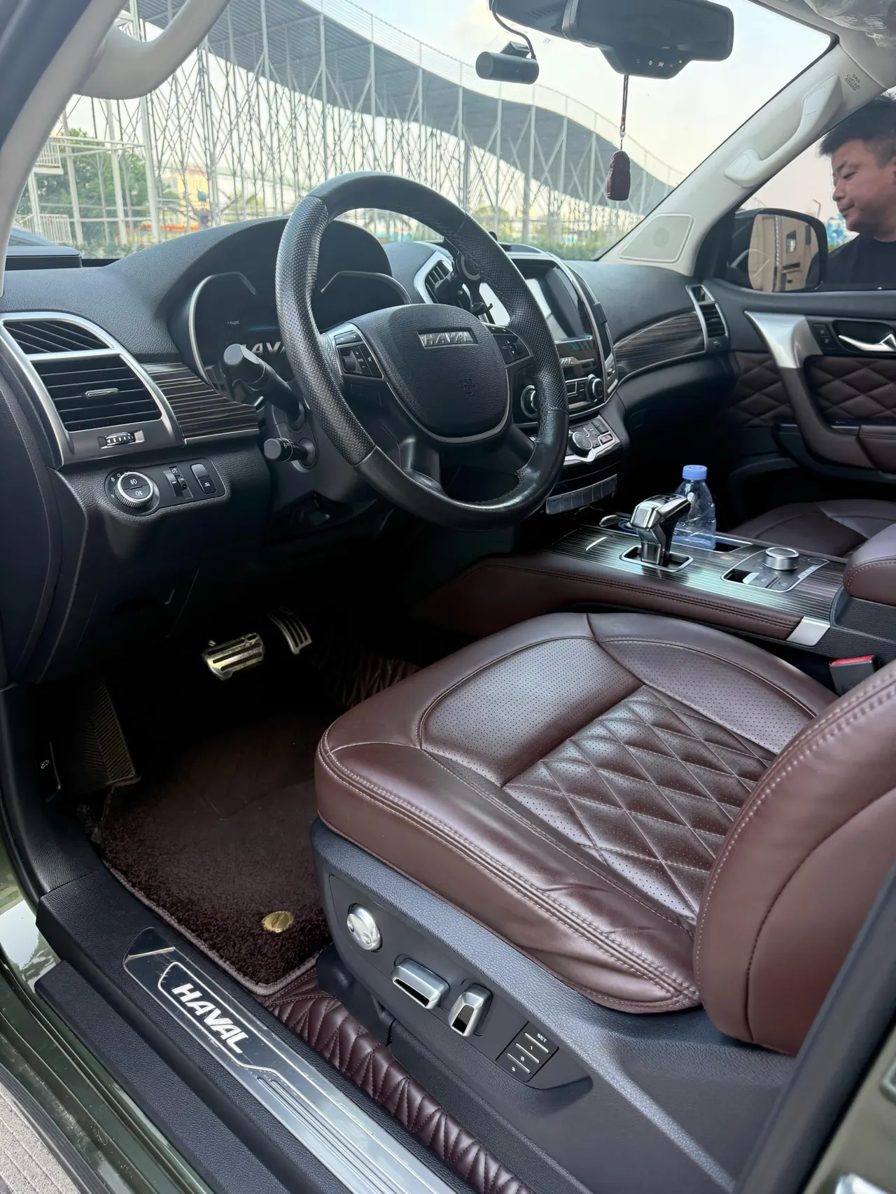 Haval 2020 H9 2.0T 4-wheel drive luxury 7-seat automatic gear 6