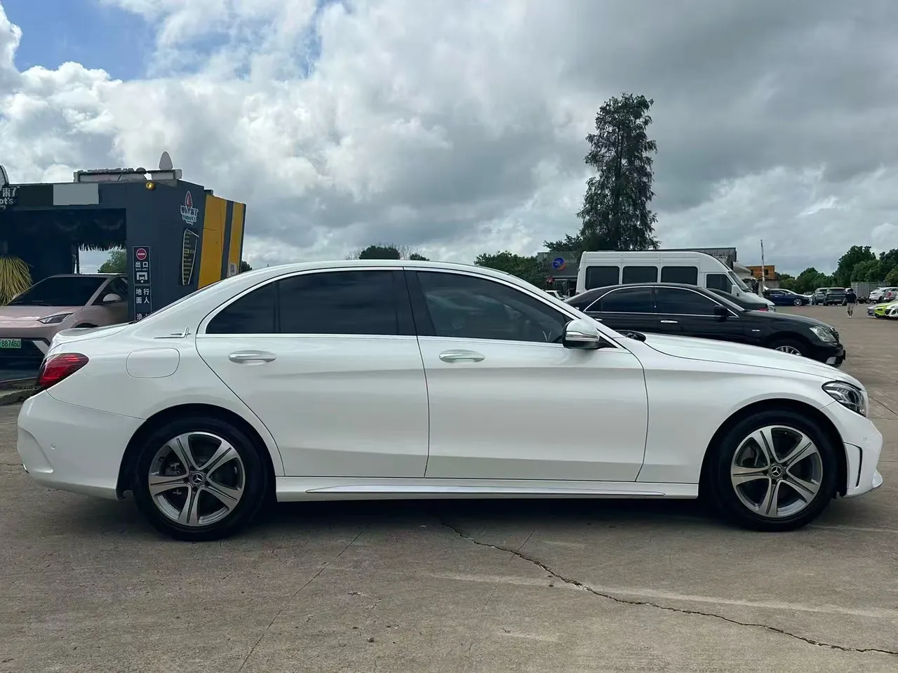 Mercedes Benz Class C 2020 C 260 L 48V 1.5T Sports Edition Automatic Gear 3