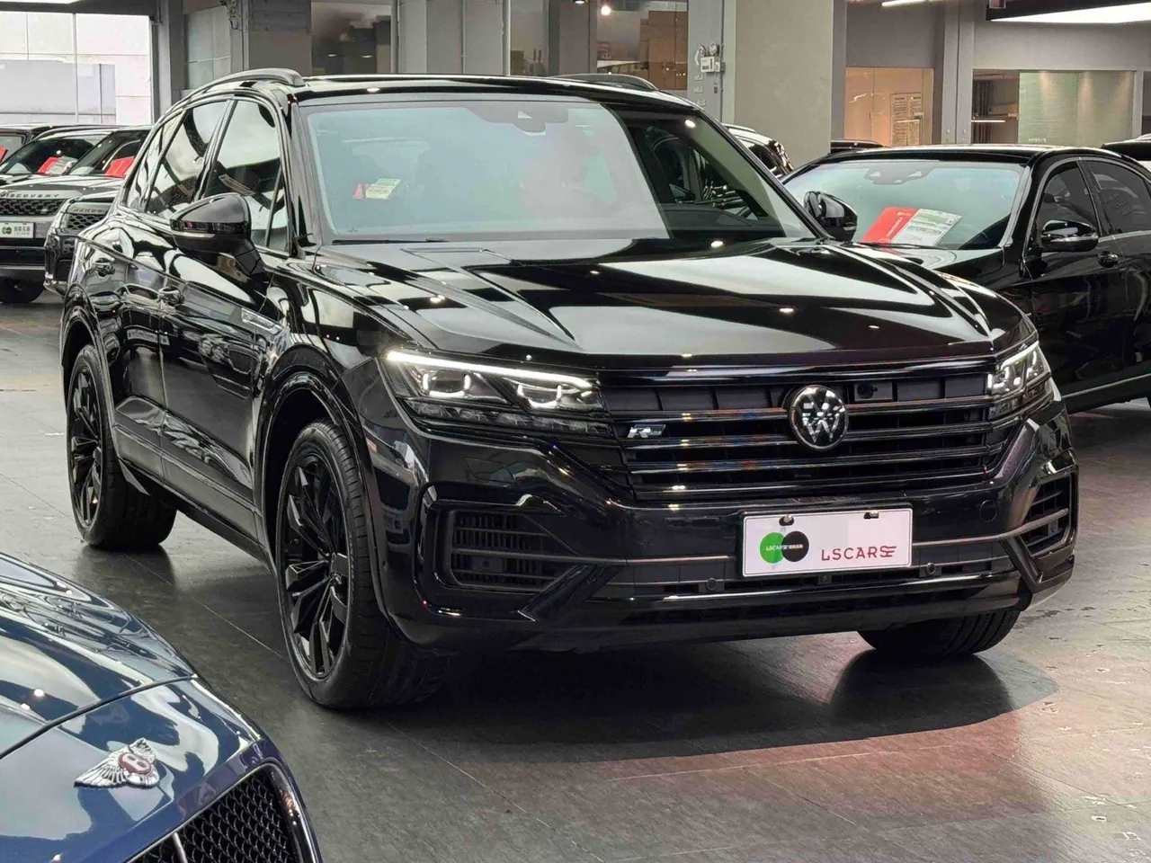 Volkswagen Touareg (Imported) 2021 Touareg 3.0TSI Sharp Edition Automatic Gear 2
