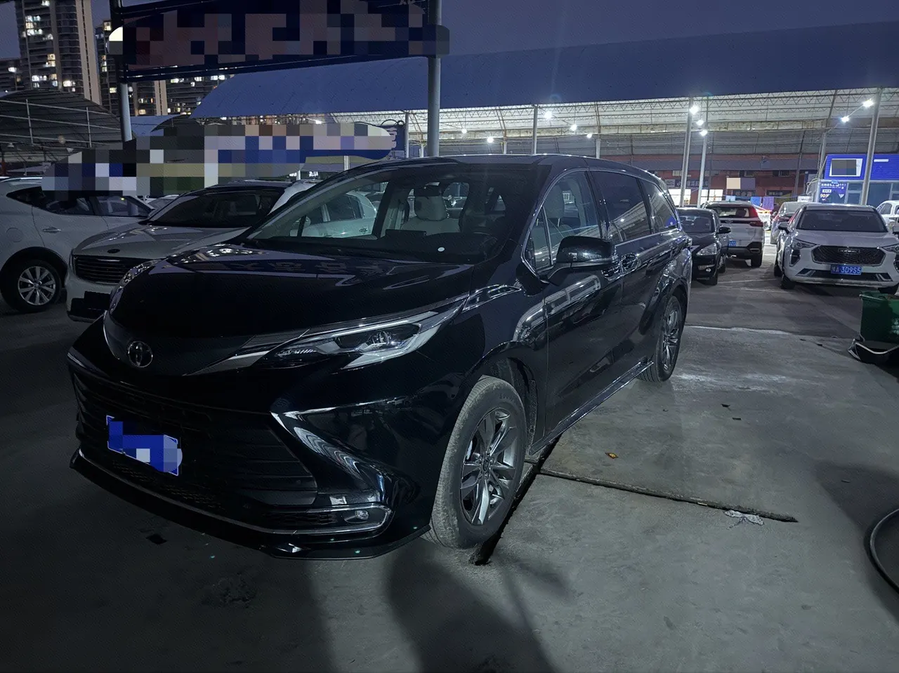 打开图片灯箱:Toyota 2026 Sana 2.5 Stepless Two-Drive Comfort Edition Automatic Transmission
