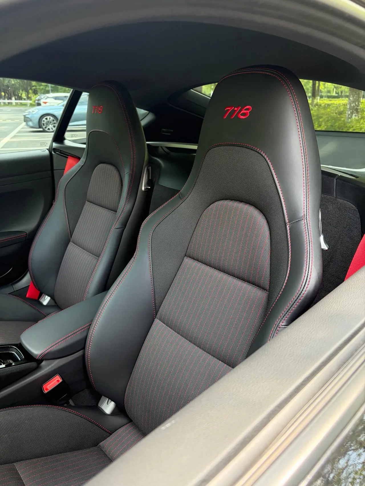 Porsche 718 (Imported) 2022 718 Kaman T 2.0T Automatic 14