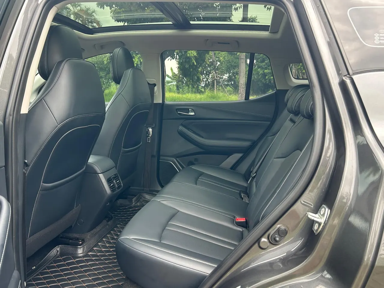 Chuanqi 2022 GS4 1.5T 270T Zhixing Pilot Edition Automatic Gear 9