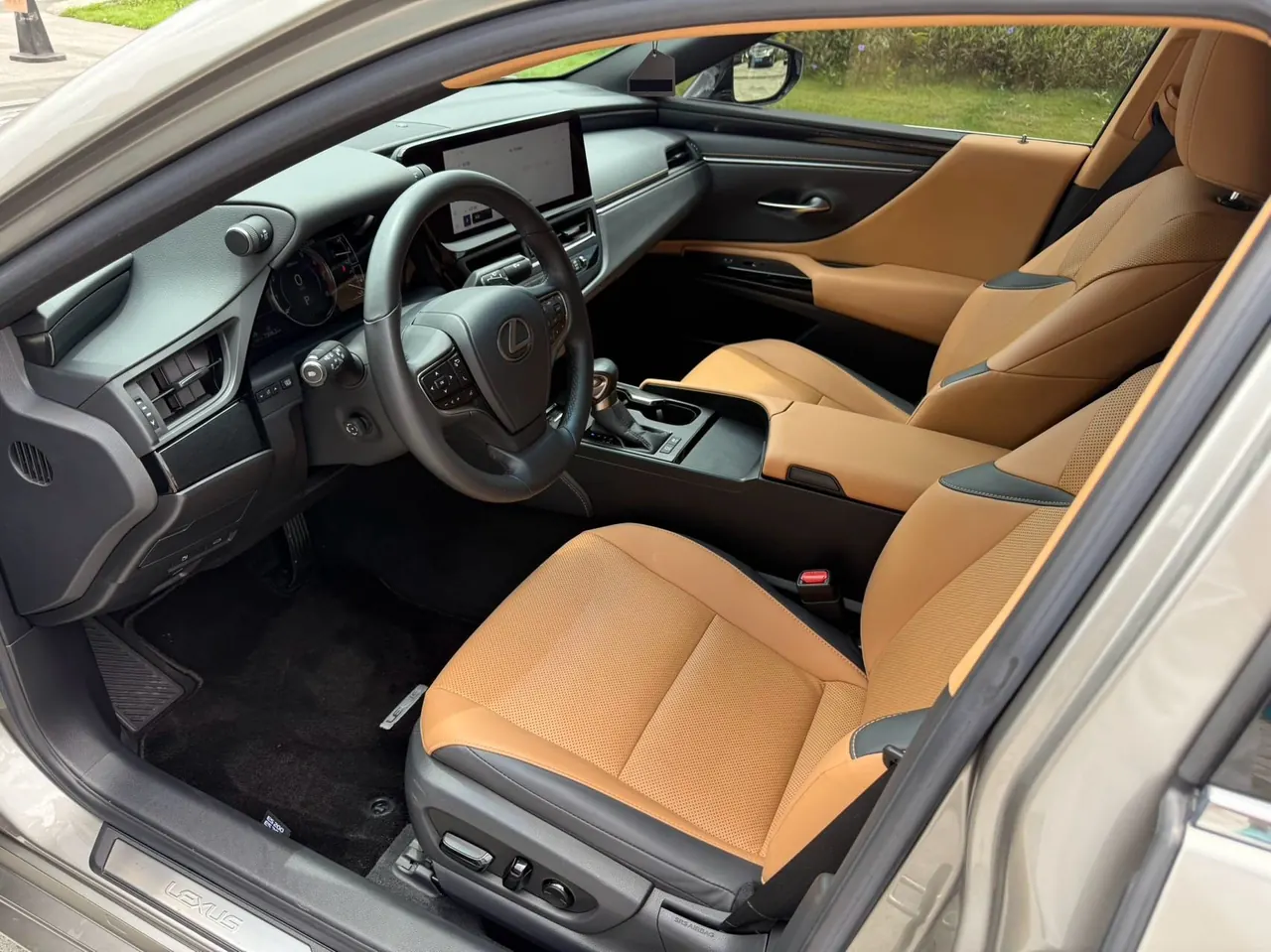 Lexus ES (Imported) 2022 ES300h 2.5 Stepless Excellence Edition Automatic Gear 3
