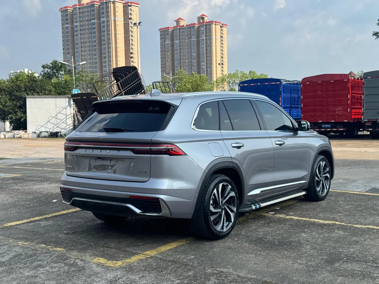 Geely 2021 XingyueL (Monjaro) 2.0TD EVO two-wheel drive smart automatic gear 8