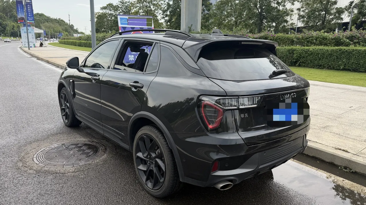 LYNK&amp;CO 2021 LYNK&amp;CO 01 2.0TD 4-wheel drive night version automatic gear 3