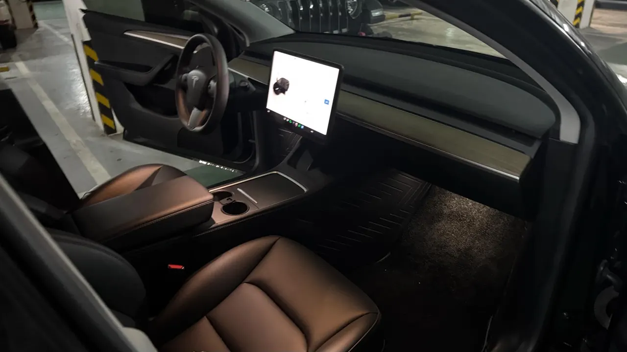 Tesla 2023 Model Y high-performance all-wheel drive version automatic transmission 6