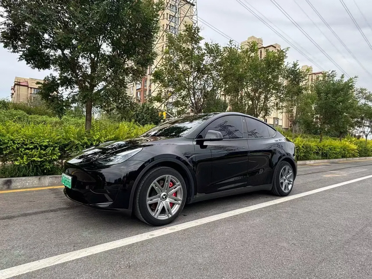 Open image lightbox: Tesla 2022 Model Y rear-wheel drive version (facelift) automatic gear