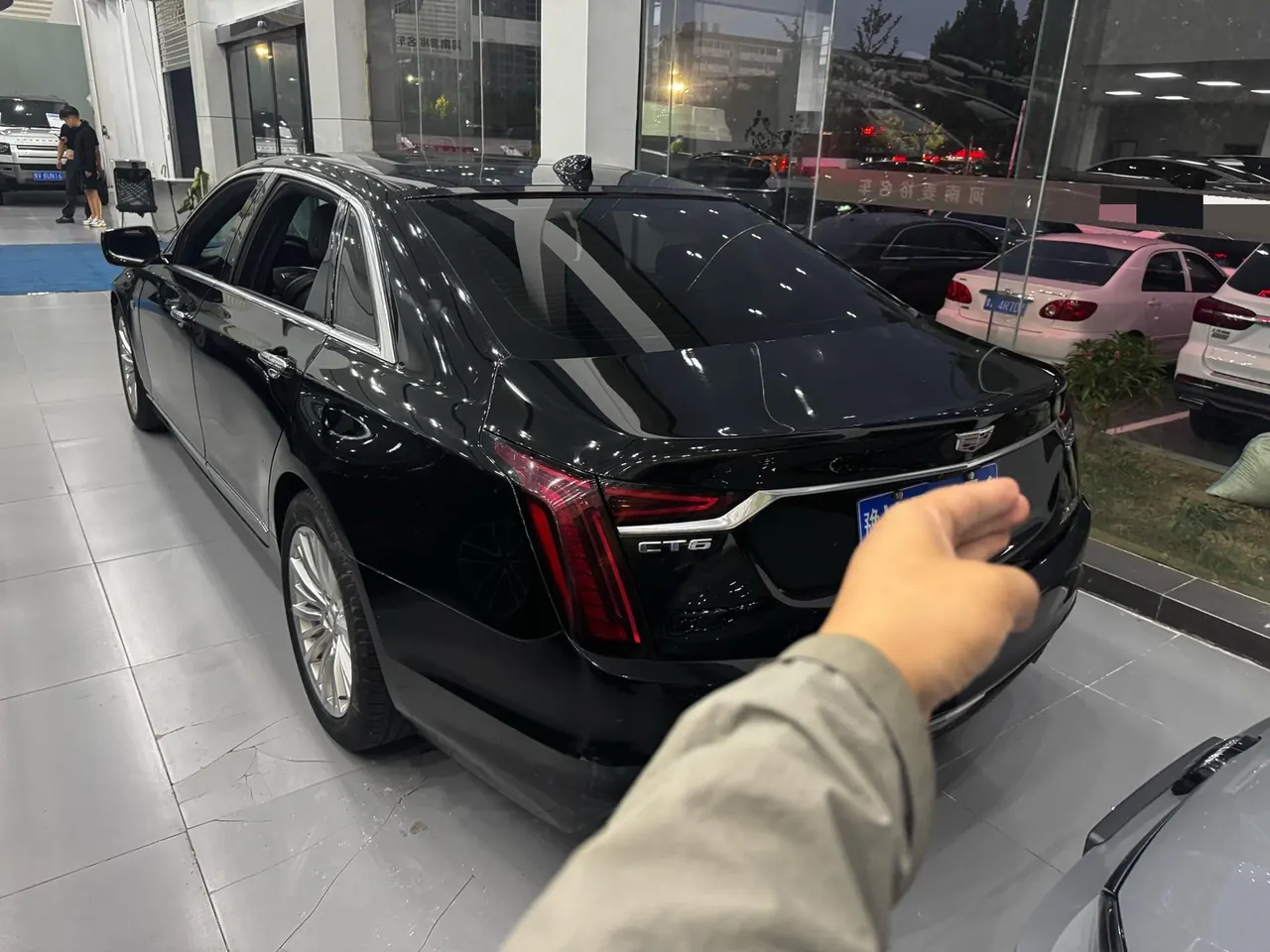 Cadillac 2021 CT6 2.0T 28T Elite Automatic 4