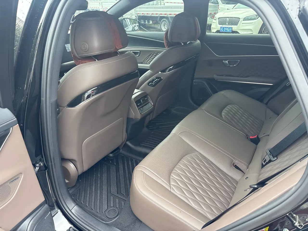 BYD 2022 Han DM-i 1.5T stepless 121KM exclusive automatic gear 4