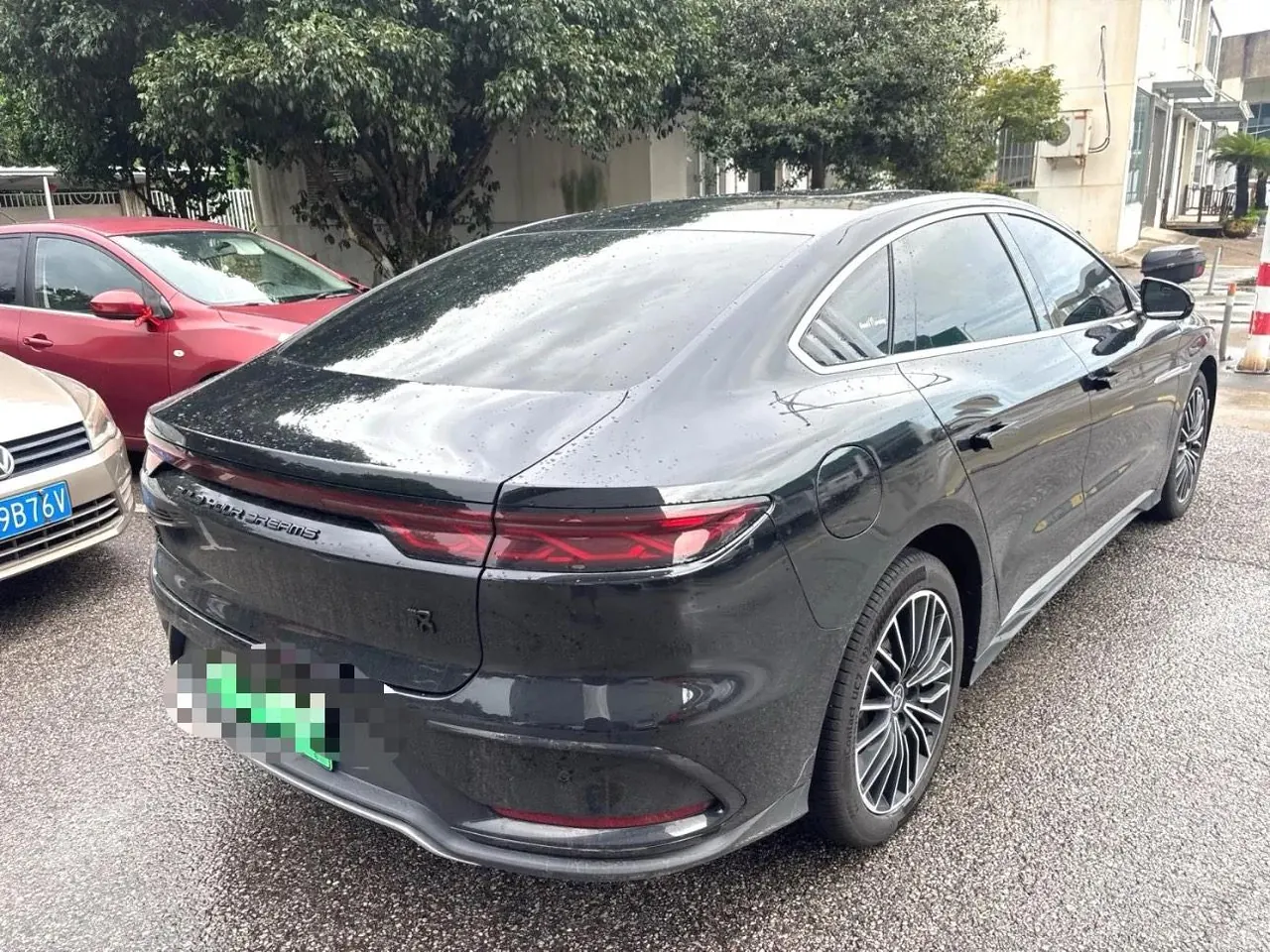 BYD 2022 Han DM-i 1.5T stepless 121KM exclusive automatic gear 8