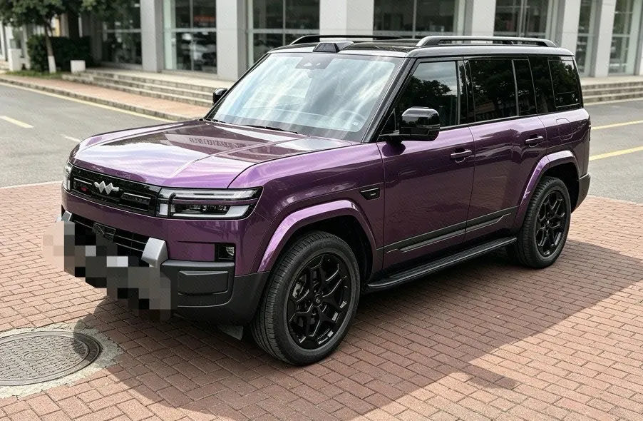 打开图片灯箱:FangChengBao 2025 titanium 7 1.5T stepless 190KM four-wheel drive Ultra version of automatic gear