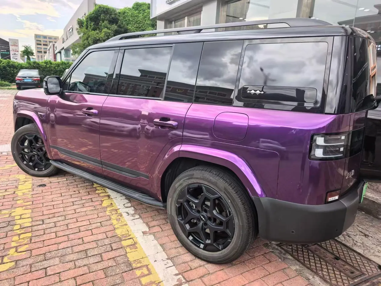 FangChengBao 2025 titanium 7 1.5T stepless 190KM four-wheel drive Ultra version of automatic gear 2
