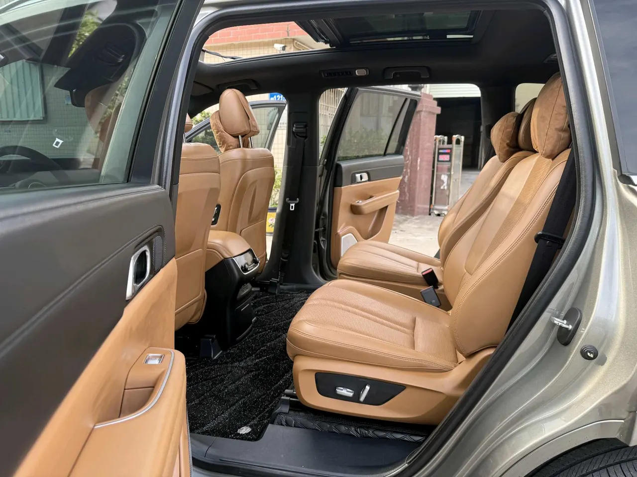 Li 2021 ONE 1.2T extended range 6-seat automatic gear 5