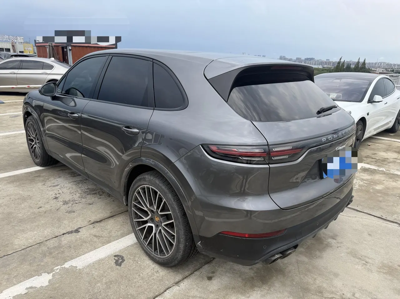 Porsche Cayenne (Imported) 2022 Cayenne 3.0T Platinum Edition Automatic Gear 8