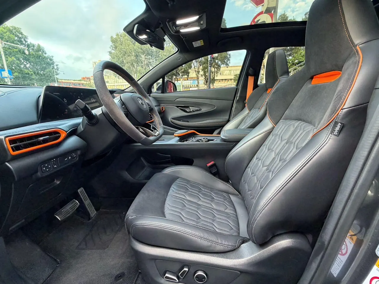 ChangAn 2021 UNI-T 1.5T Sports Flagship Automatic Gear 7