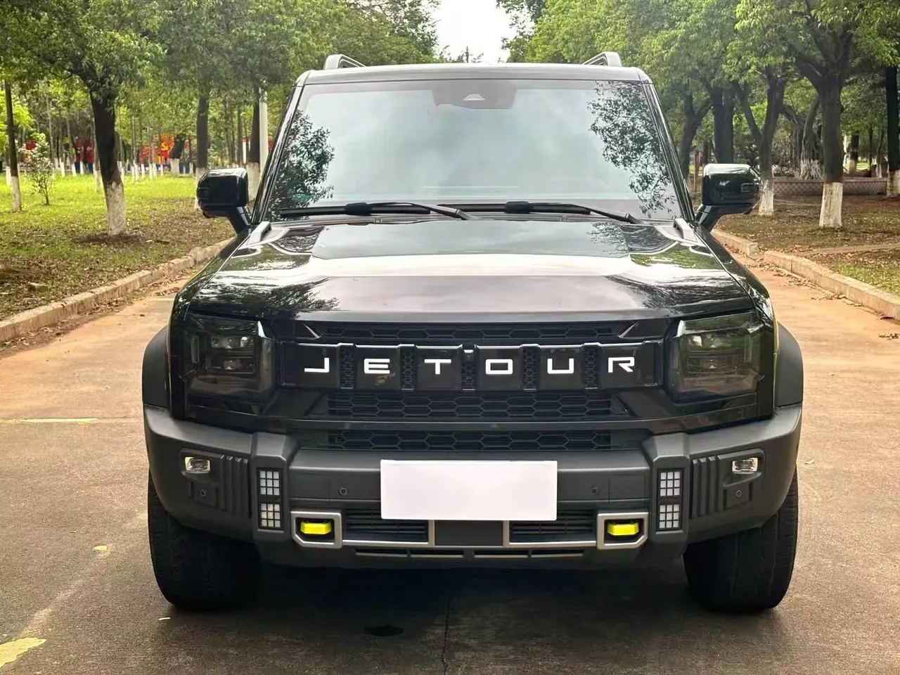 Jetour 2023 Traveler 2.0T Four-Wheel-Drive Cross-Country PRO Automatic 2
