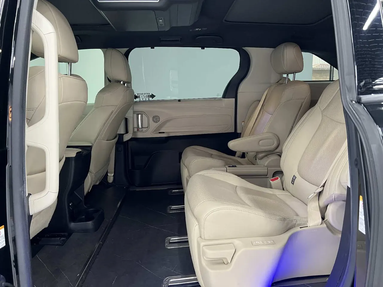 Toyota 2021 Sai 2.5 Stepless Premium Edition Automatic Gear 8