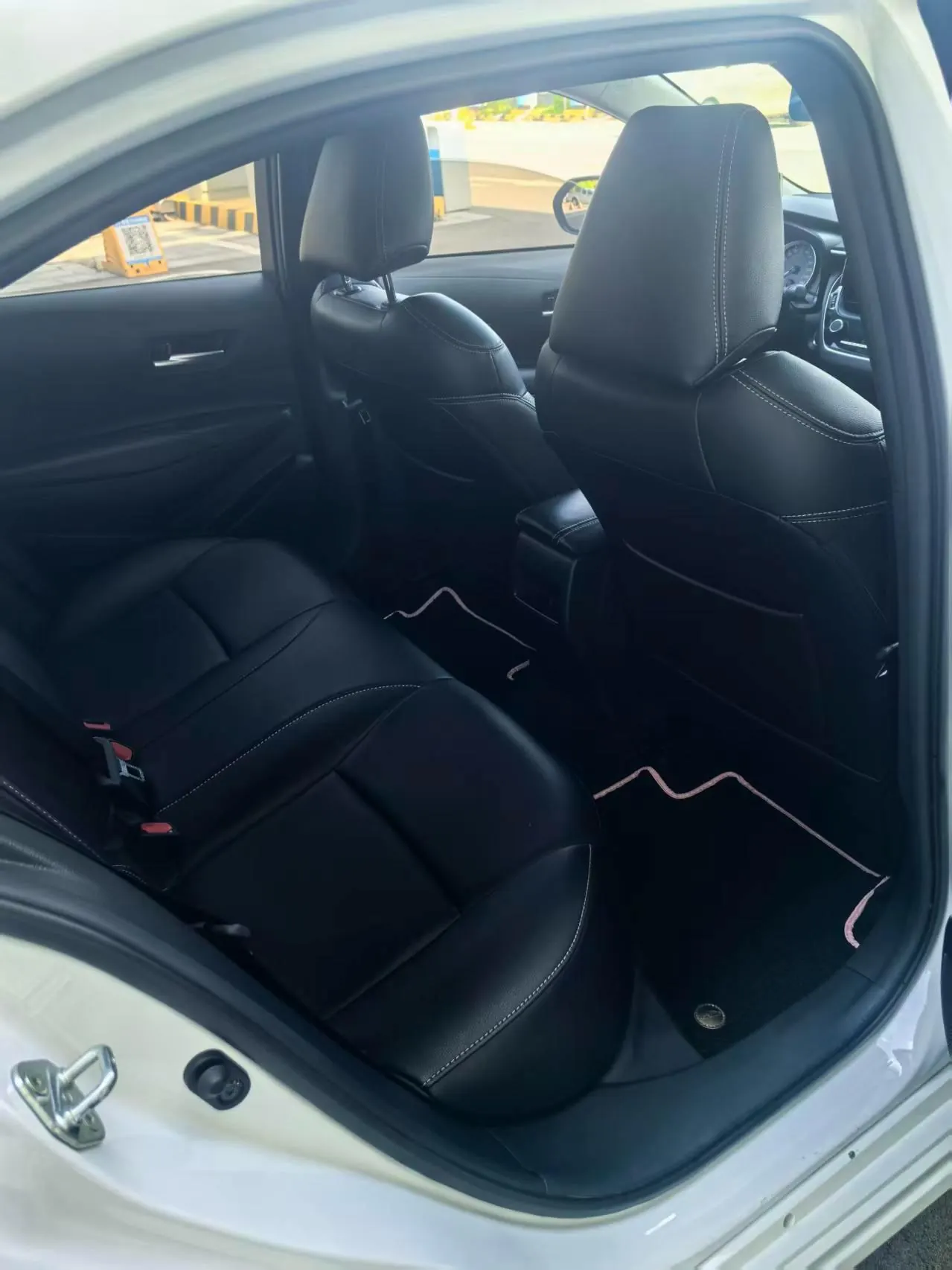 Toyota 2022 corolla 1.2T stepless pioneer PLUS version automatic gear 4