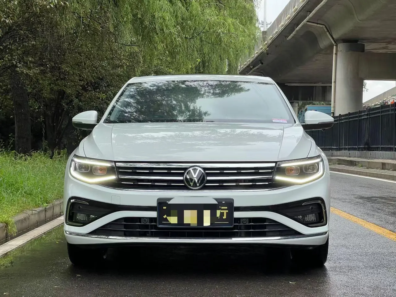 Volkswagen 2023 Bora 1.2TSI 200TSI Yuexing PRO Edition Automatic Gear 2