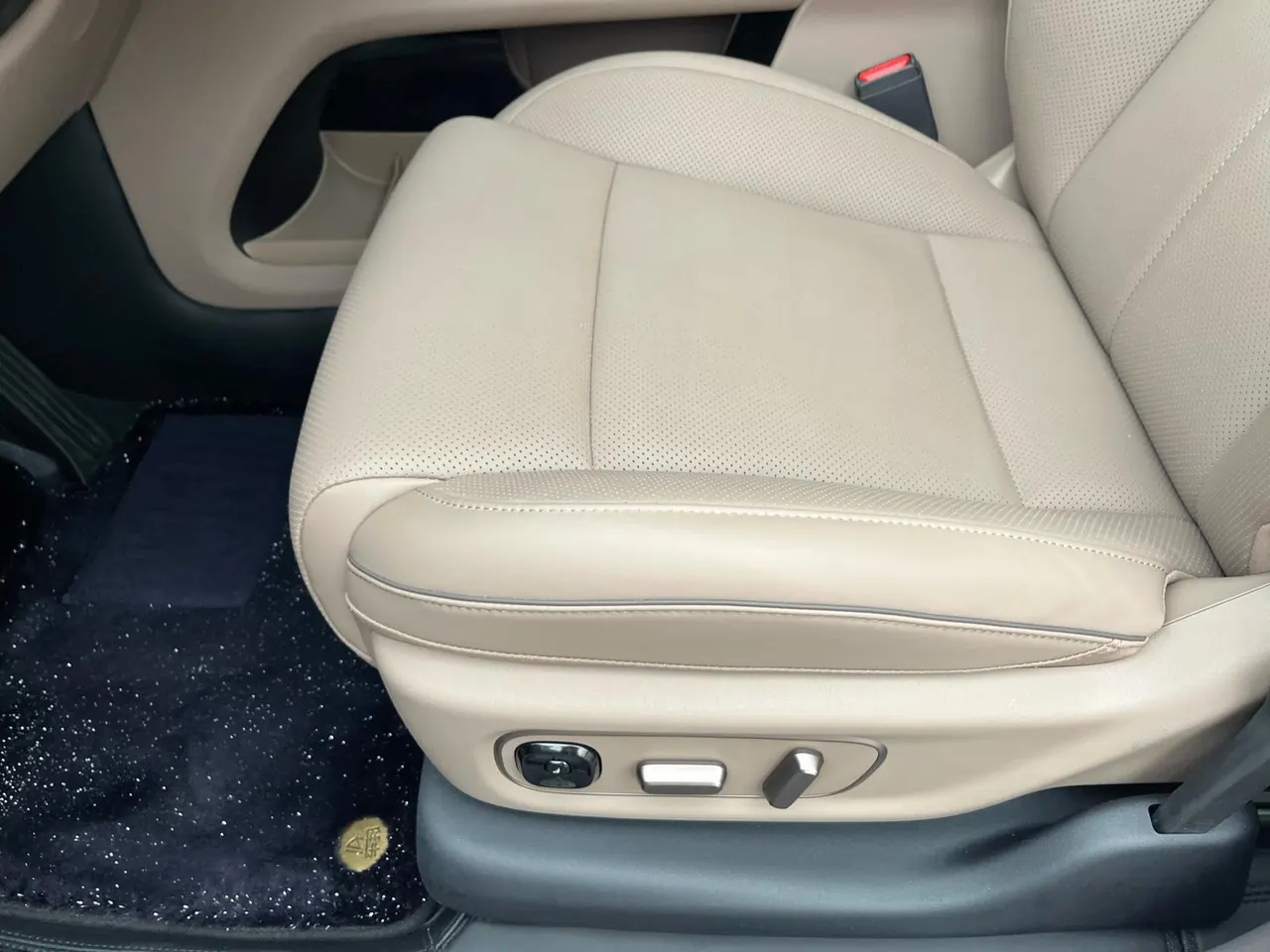 Li 2025 i8 Standard Edition Automatic Gear 8