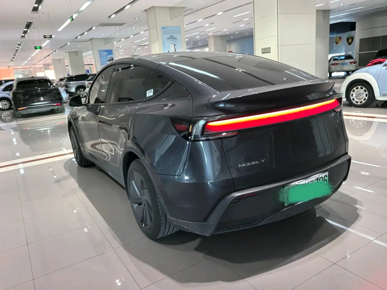 Tesla 2025 Model Y rear-wheel drive version automatic transmission 15