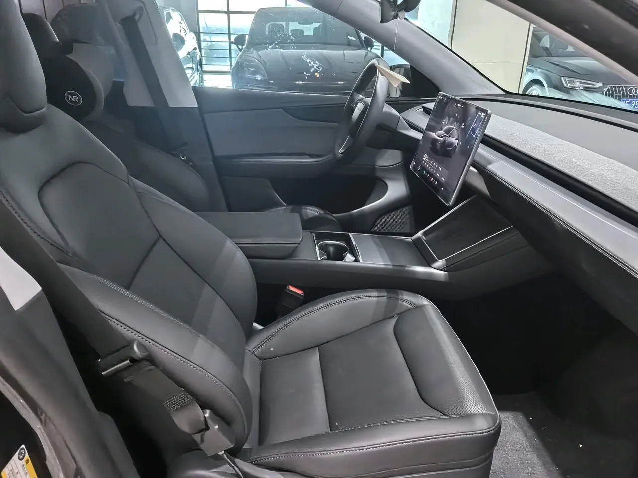 Tesla 2025 Model Y rear-wheel drive version automatic transmission 6