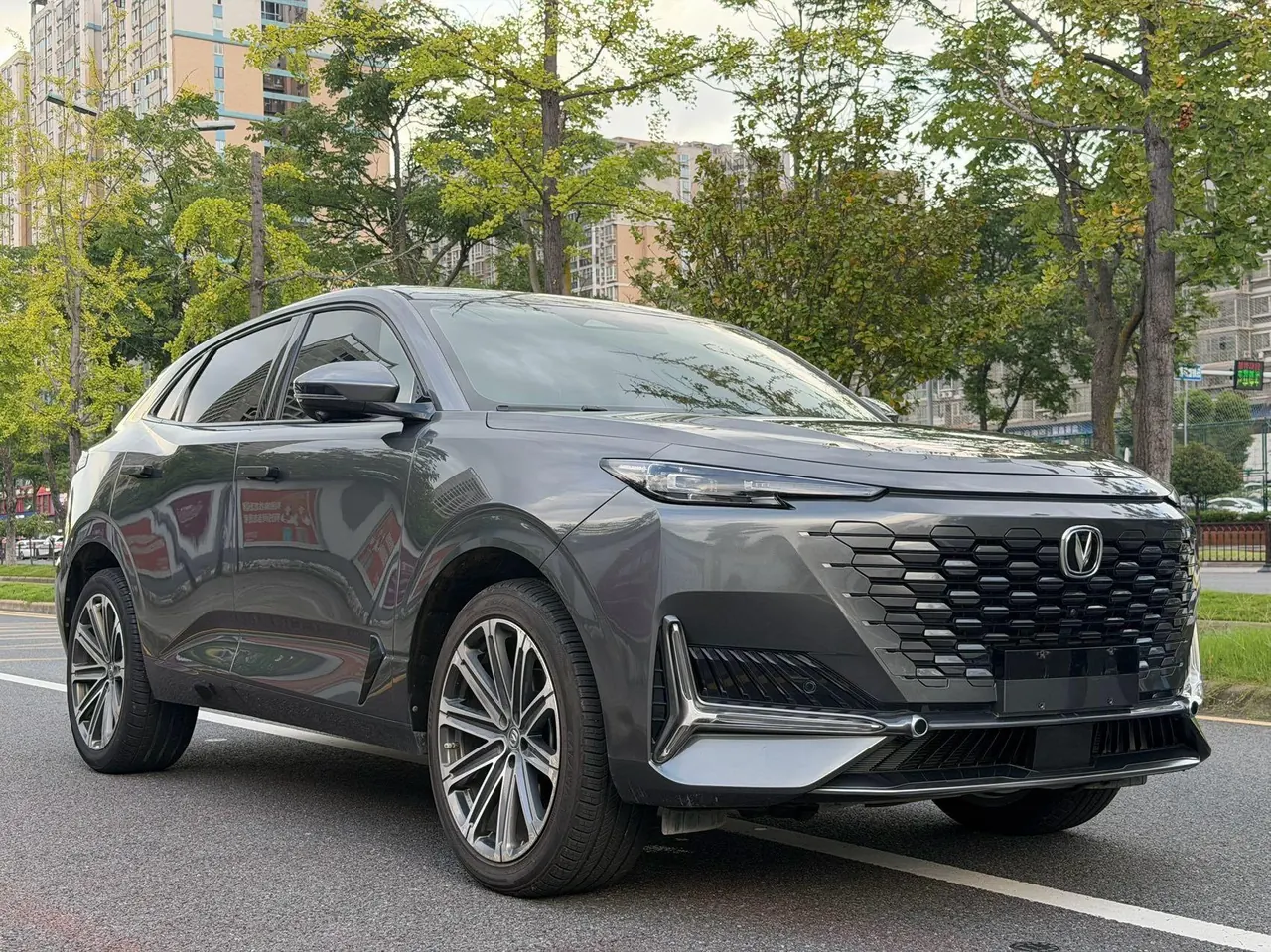 ChangAn 2021 UNI-K 2.0T 4-wheel drive distinguished automatic transmission 3