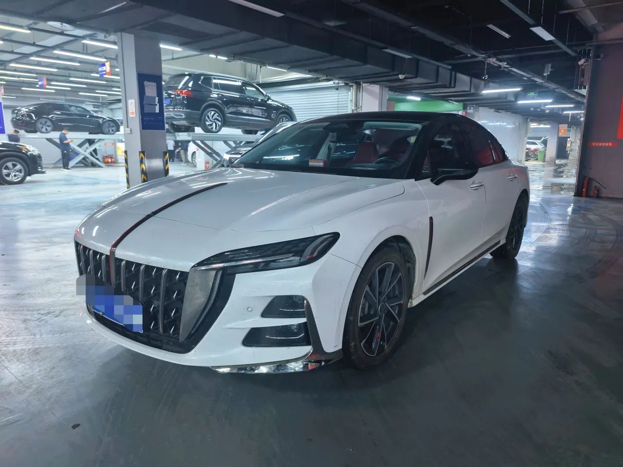 HongQi 2025 H6 2.0T to the United States version of automatic gear - View 1