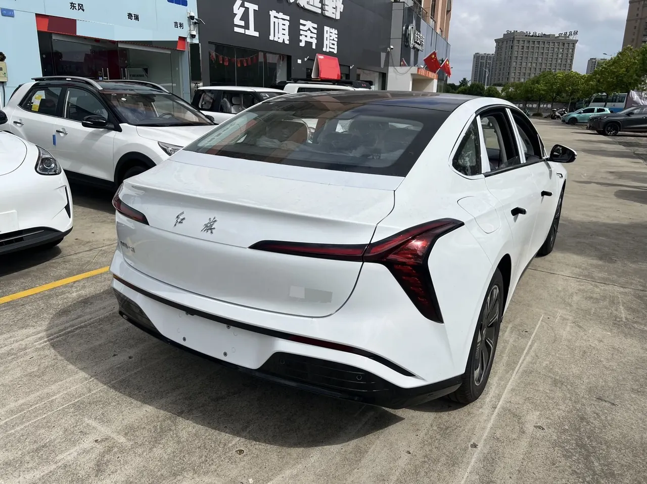 HongQi 2025 Tiangong 05 550 Edition Automatic Gear 7