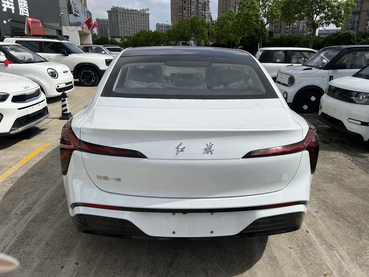 HongQi 2025 Tiangong 05 550 Edition Automatic Gear 8